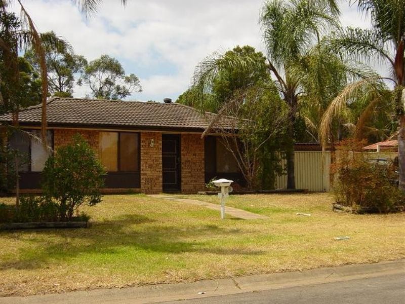 14 Beasley Place, South Windsor NSW 2756