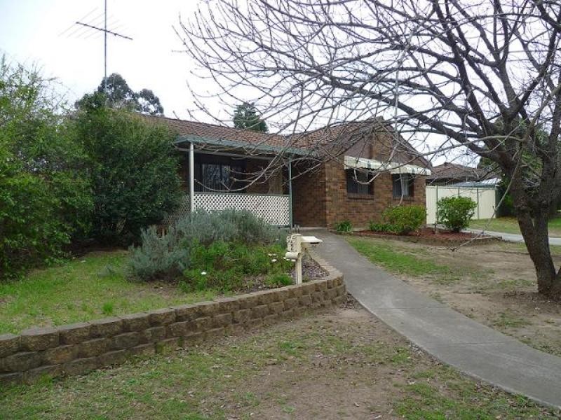 2 Scarsborough Crescent, Bligh Park NSW 2756