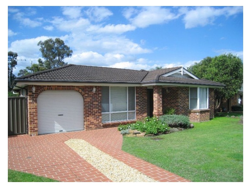 16 Scarsborough Crescent, Bligh Park NSW 2756