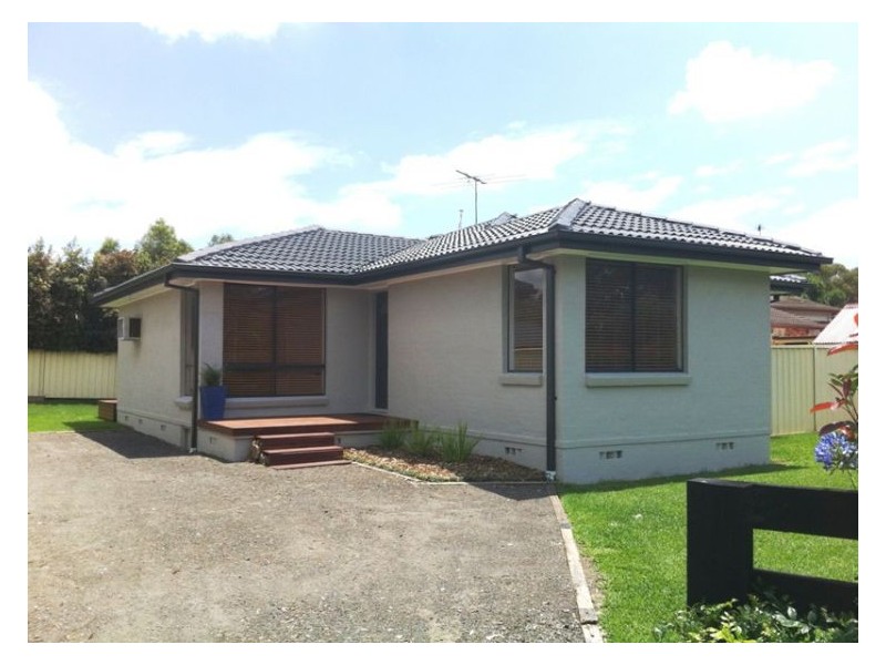 3 Scarvell Avenue, Mcgraths Hill NSW 2756