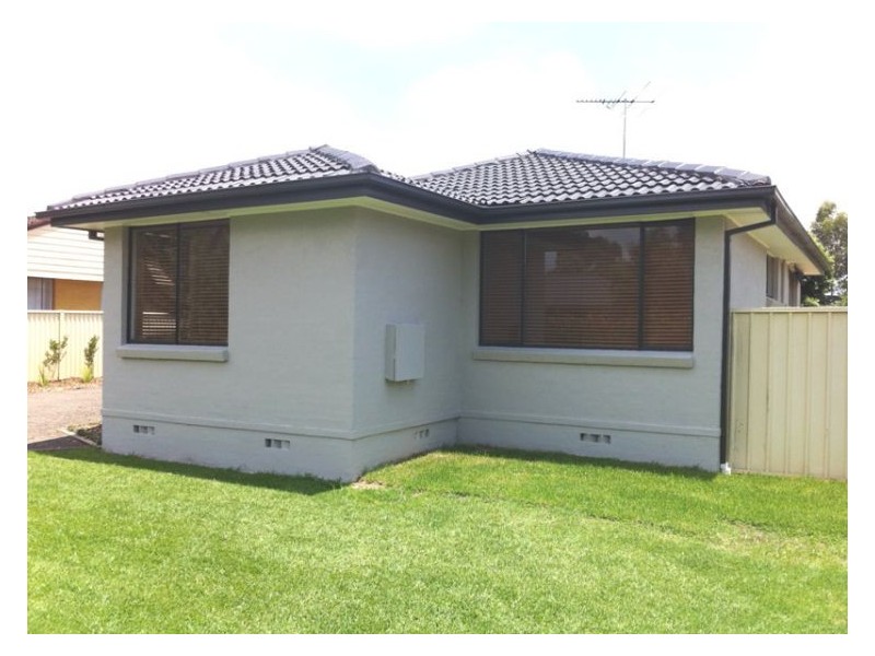 3 Scarvell Avenue, Mcgraths Hill NSW 2756