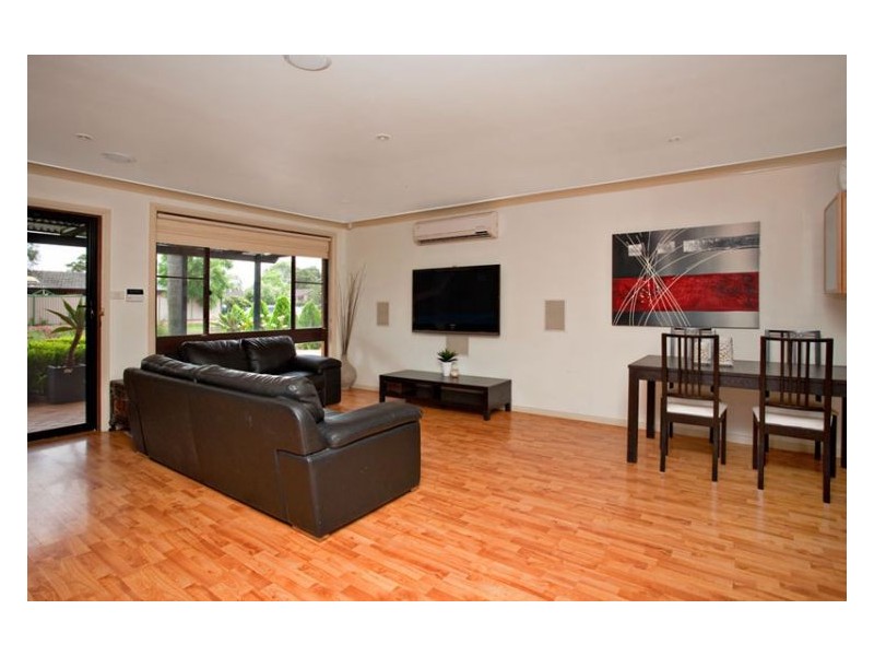 24 Hale Crescent, South Windsor NSW 2756