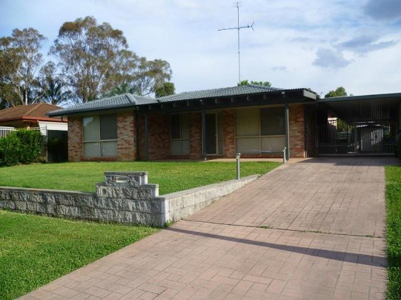 12 Settlers Cres, Bligh Park NSW 2756