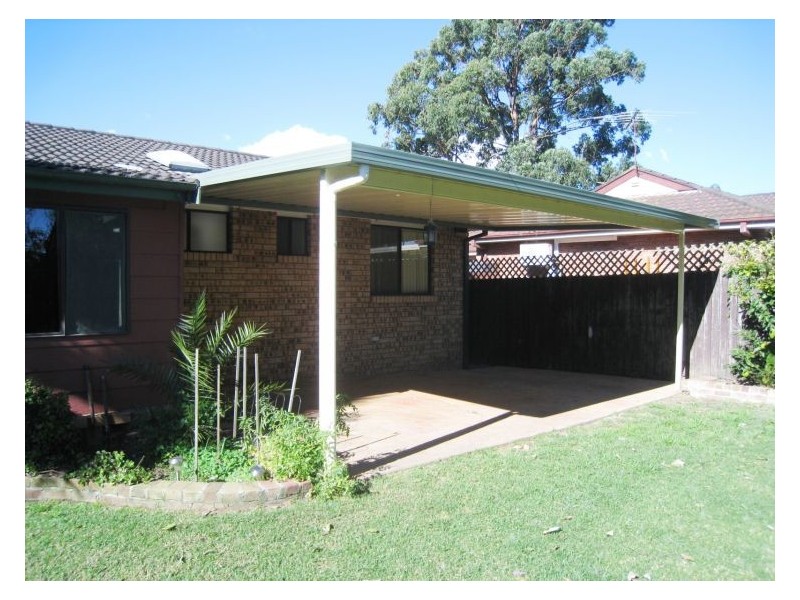 27 Andrew Thompson Drive, Mcgraths Hill NSW 2756