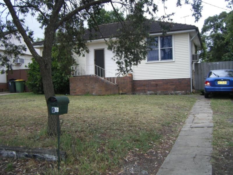 9 Cambridge Avenue, South Windsor NSW 2756