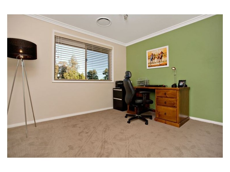 9 Silo Place, Mcgraths Hill NSW 2756