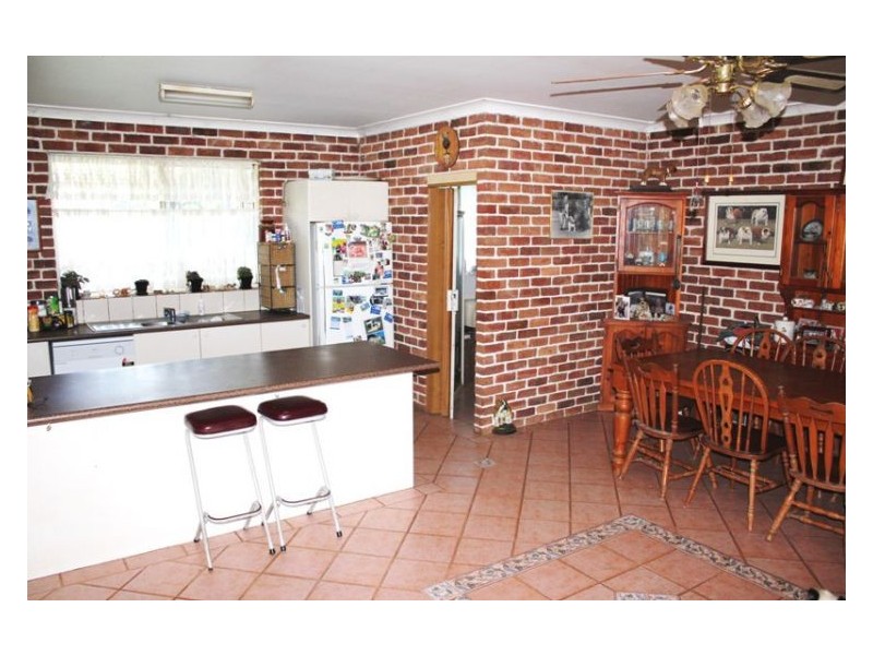 260 Roberts Creek Road, East Kurrajong NSW 2758