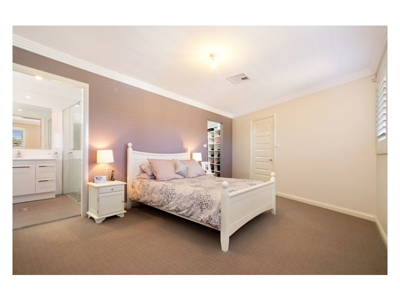 6 Silo Place, Mcgraths Hill NSW 2756