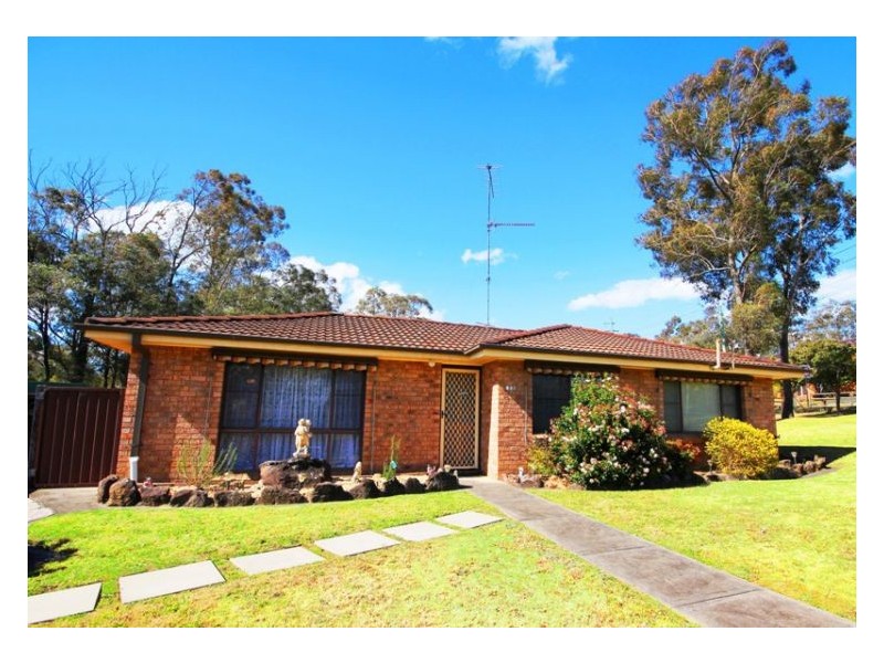 180 Spinks Road, Glossodia NSW 2756