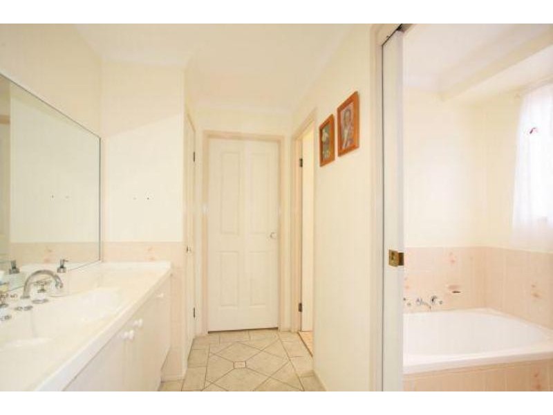 4 Albert Place, Bligh Park NSW 2756