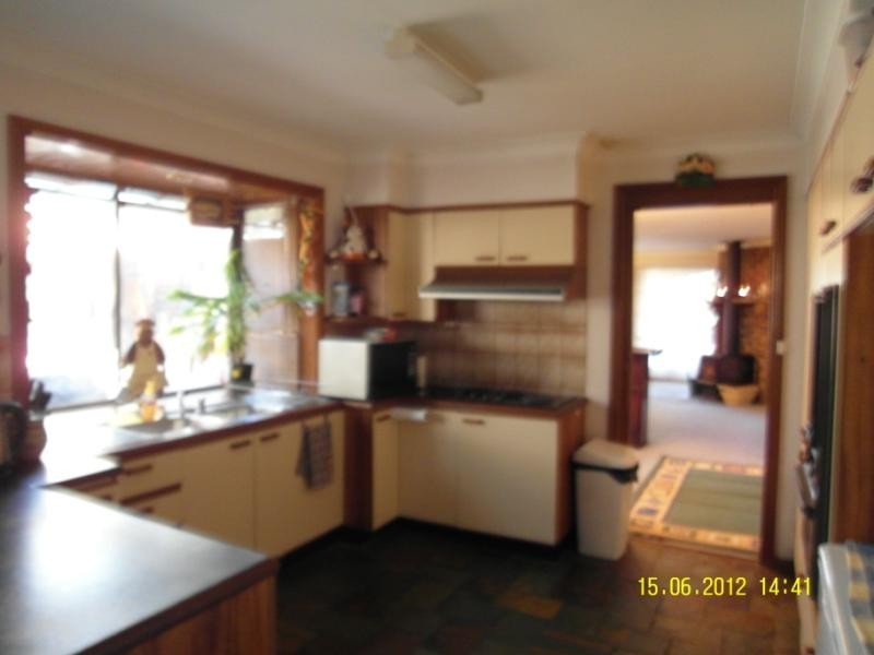 1 Redhouse Crescent, Mcgraths Hill NSW 2756