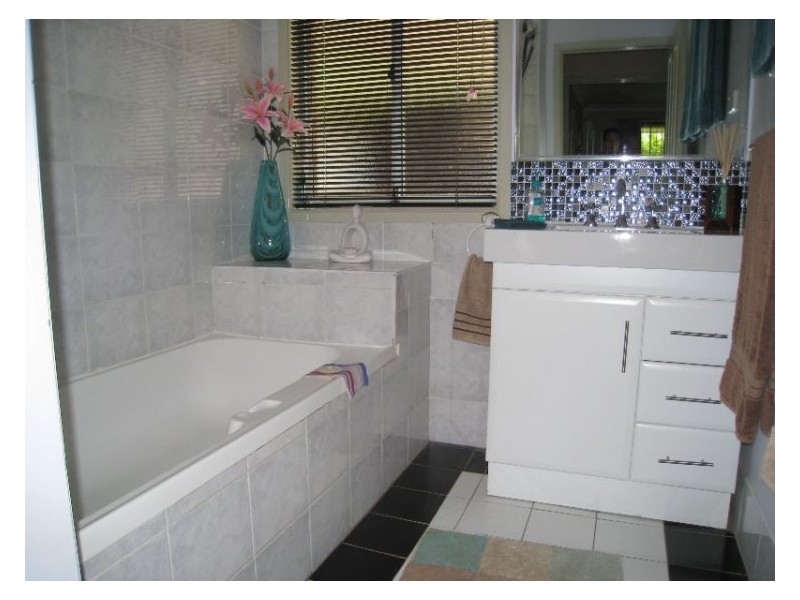 39 Rifle Range Rd, Bligh Park NSW 2756