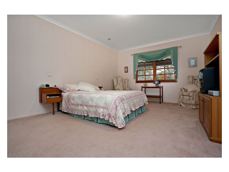 1 Sturt Pl, Windsor Downs NSW 2756