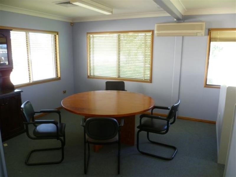 31 Groves Ave, Mulgrave NSW 2756