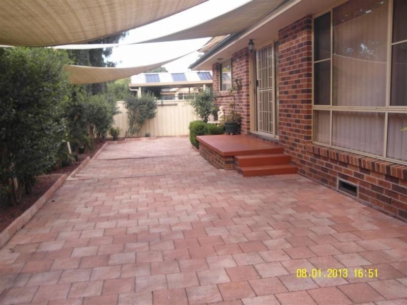 10 Tollhouse Way, Windsor NSW 2756