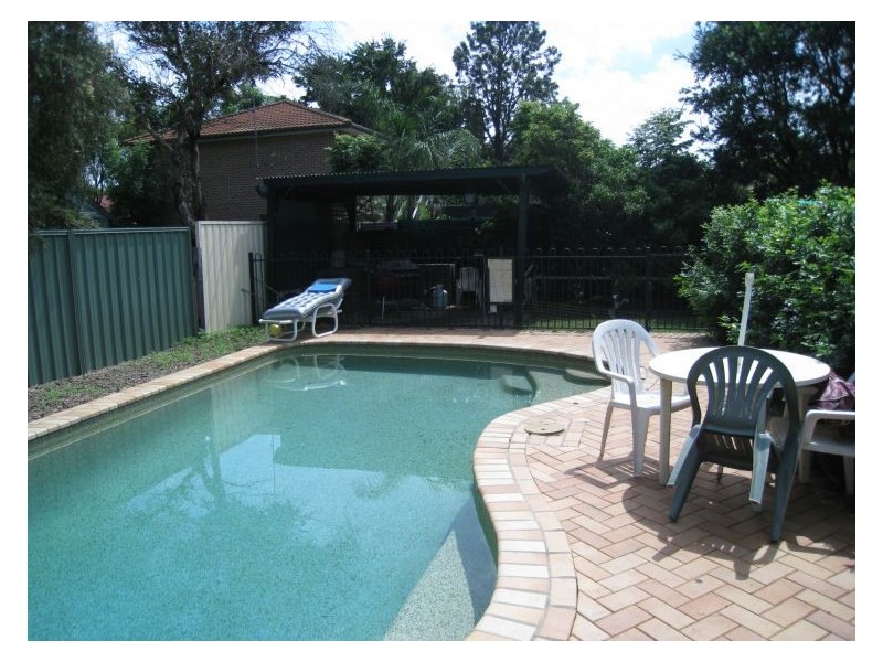 18 Smallwood Road, Mcgraths Hill NSW 2756