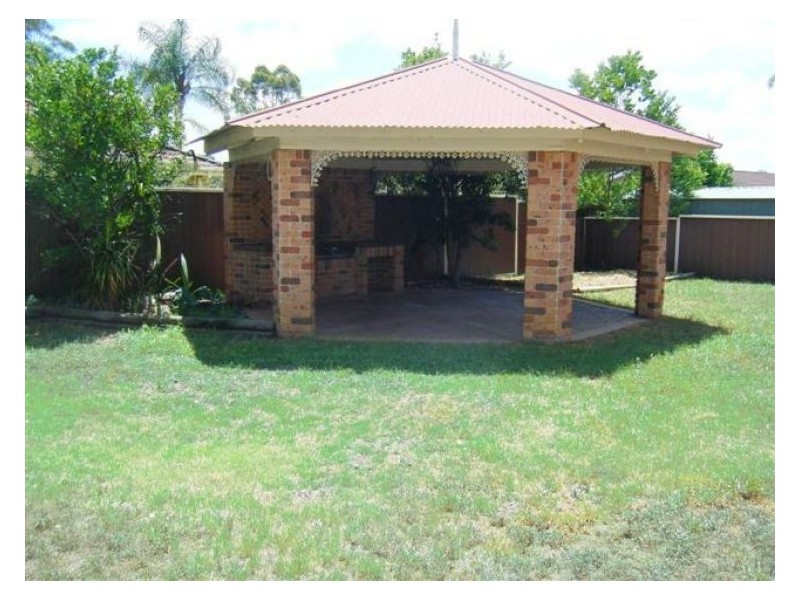 42 Fullerton Crescent, Bligh Park NSW 2756