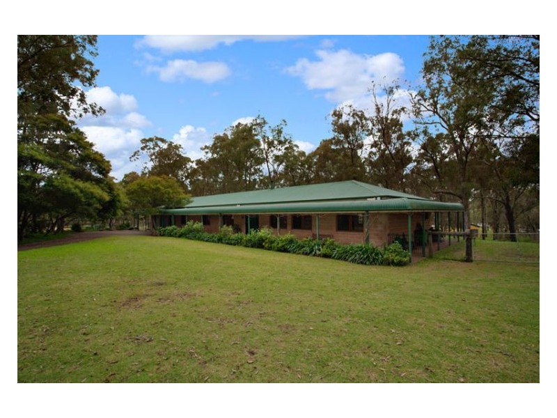 1 Sturt Place, Windsor Downs NSW 2756