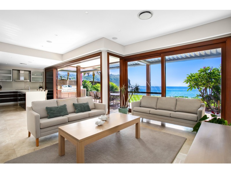 15 Surfview Road, Mona Vale NSW 2103