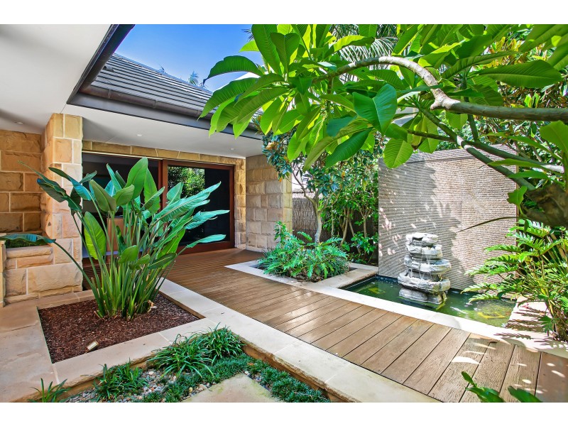 15 Surfview Road, Mona Vale NSW 2103