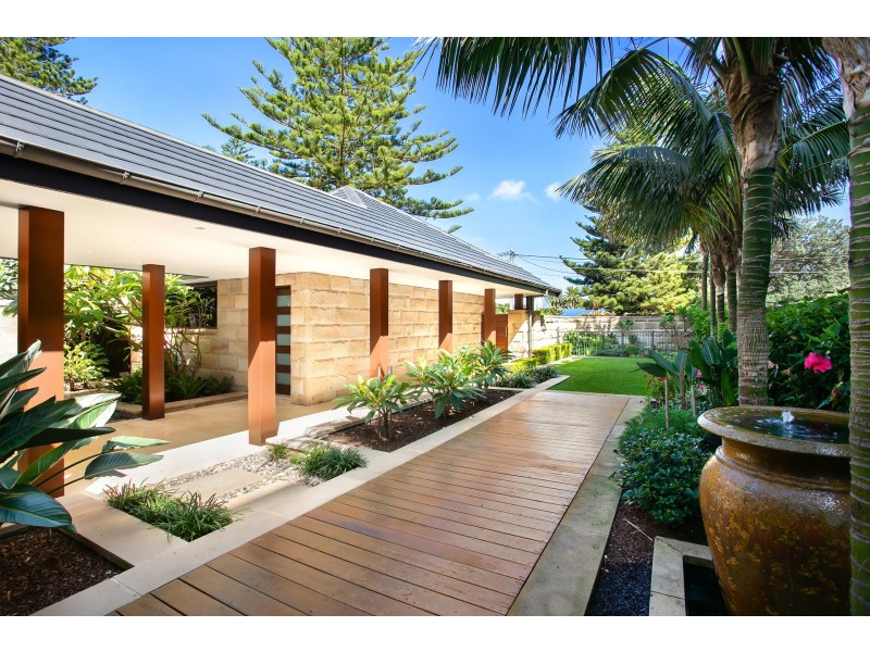 15 Surfview Road, Mona Vale NSW 2103