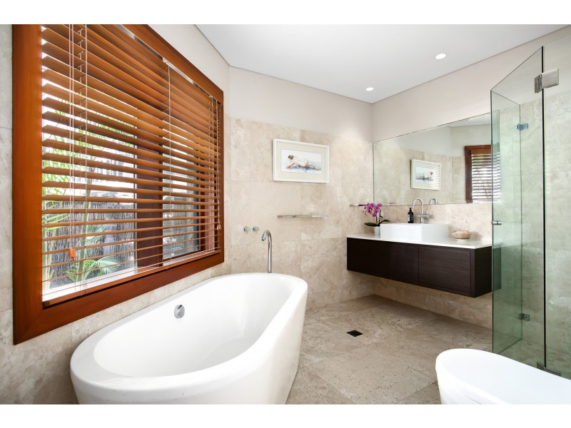 15 Surfview Road, Mona Vale NSW 2103