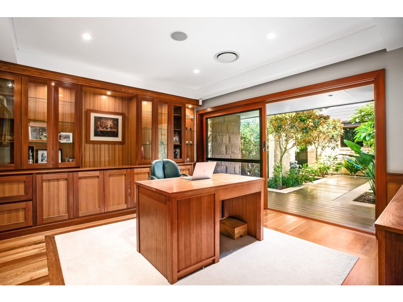 15 Surfview Road, Mona Vale NSW 2103