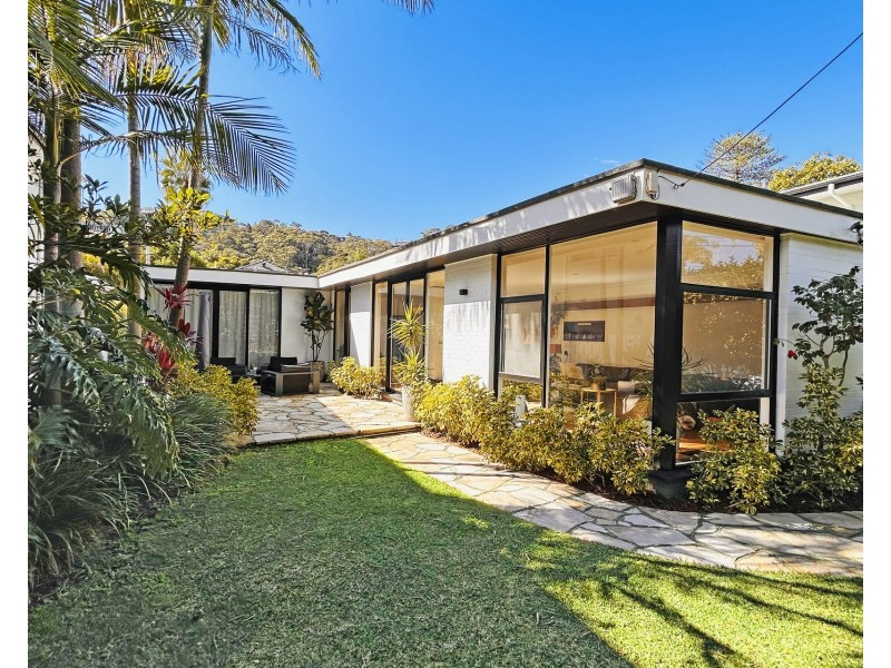 32 Monash Crescent, Clontarf NSW 2093