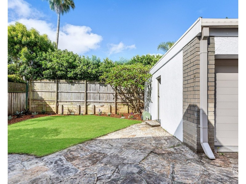 32 Monash Crescent, Clontarf NSW 2093