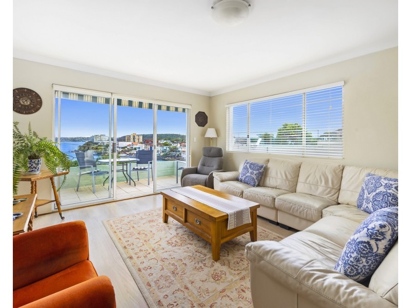 69 Stuart Street, Manly NSW 2095