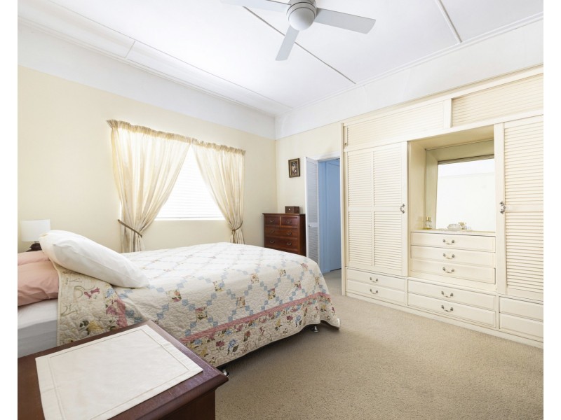 69 Stuart Street, Manly NSW 2095