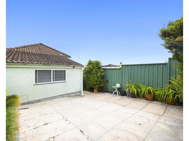 69 Stuart Street, Manly NSW 2095