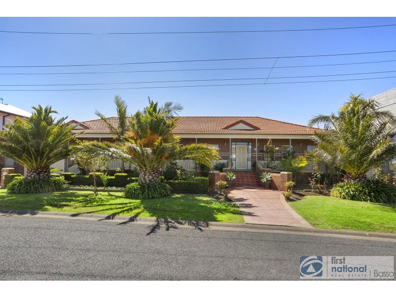 7 Frank St, Safety Beach VIC 3936