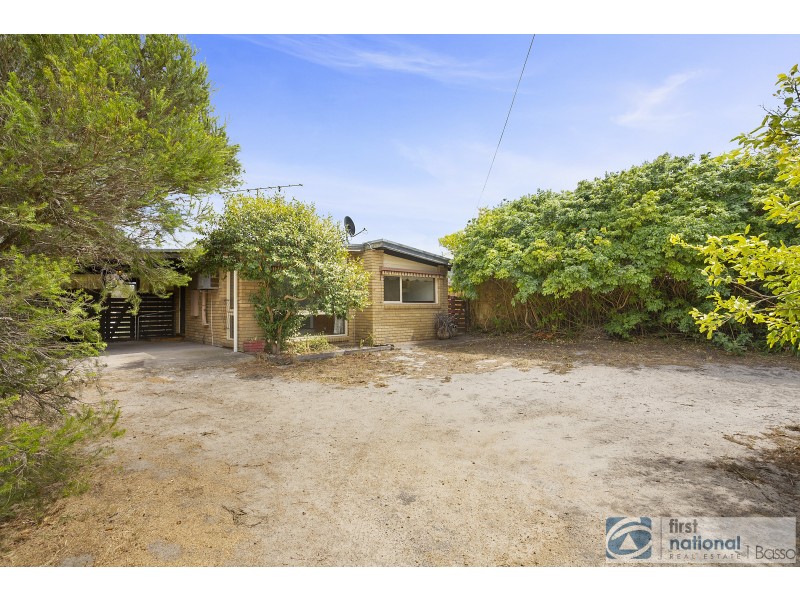 56 Hayes Avenue, Rosebud VIC 3939