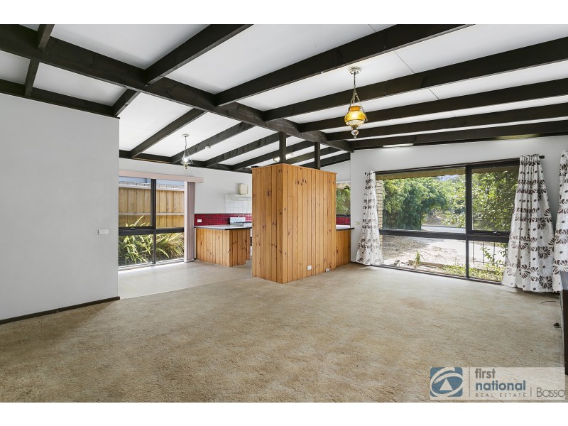 56 Hayes Avenue, Rosebud VIC 3939