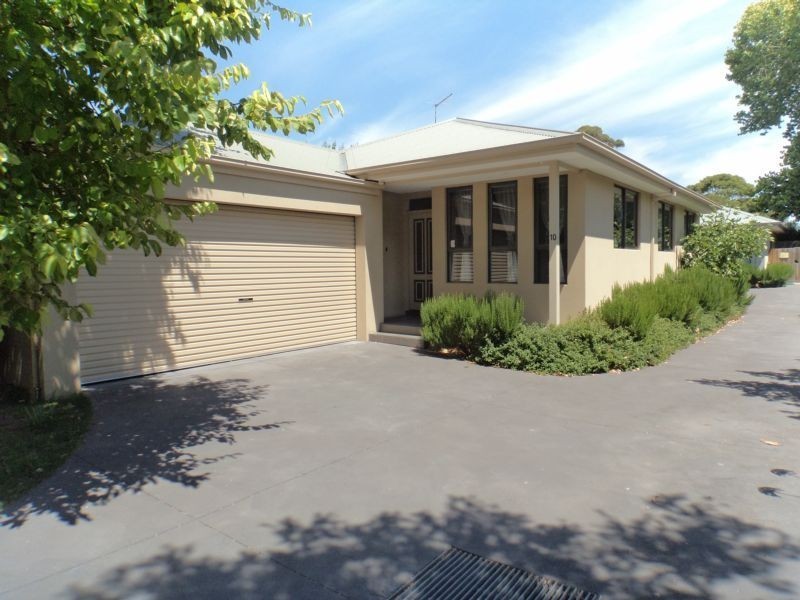 1/10 Kennington Road, Rosebud VIC 3939
