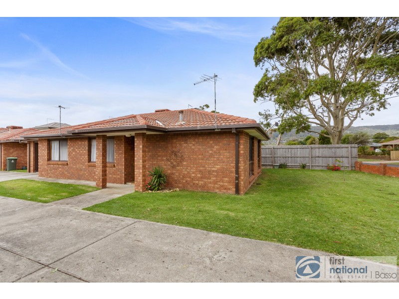 1/6 Cairns Street, Rosebud VIC 3939