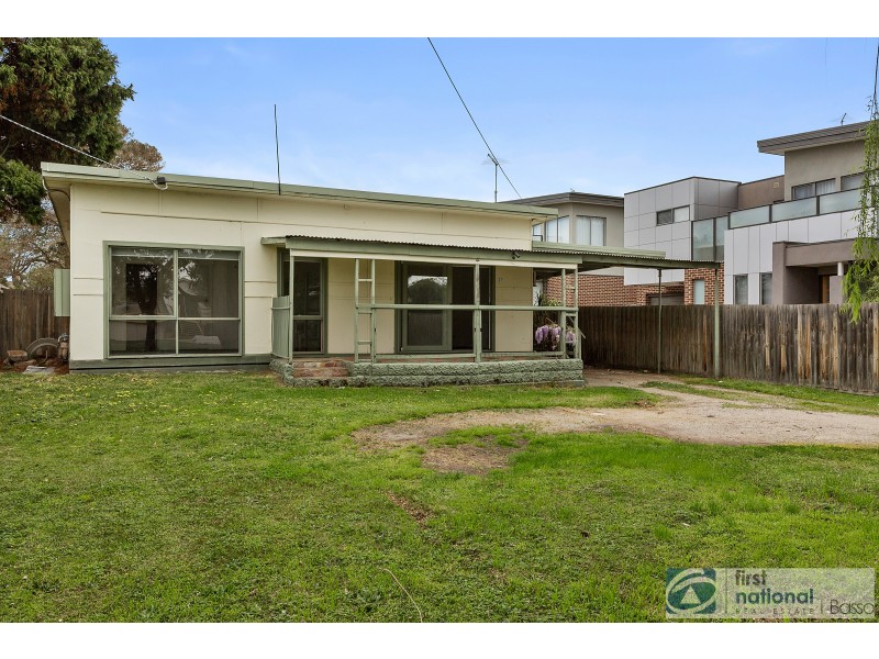 37 Mark Street, Rosebud VIC 3939