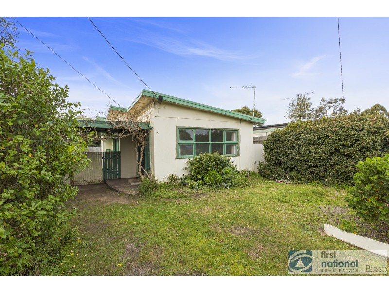 55 Sixth Avenue, Rosebud VIC 3939