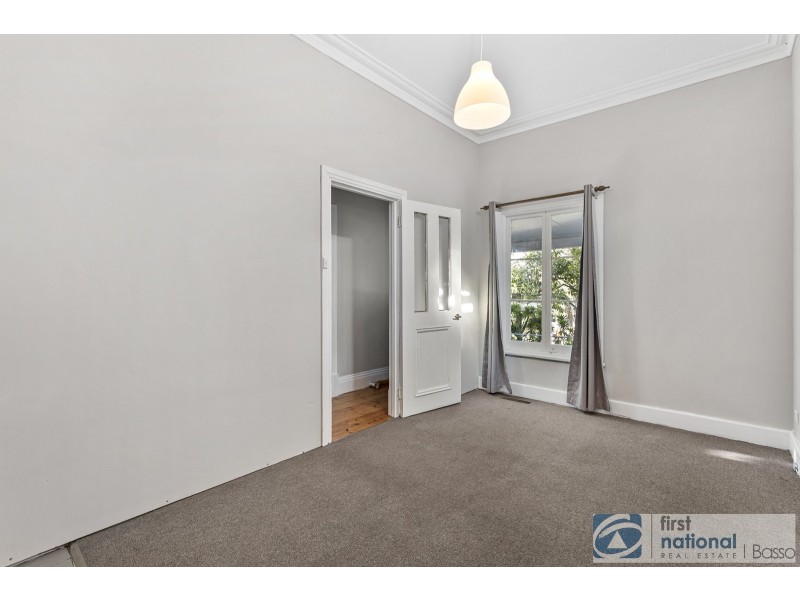 25 Seventh Avenue, Rosebud VIC 3939