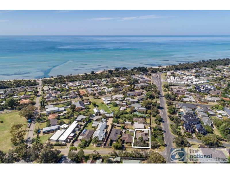 27 Burdett Street, Tootgarook VIC 3941