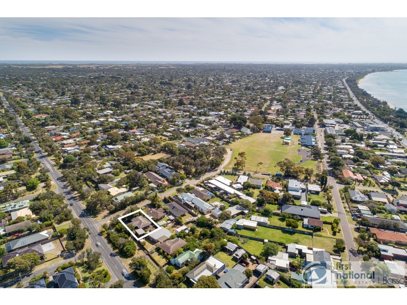 27 Burdett Street, Tootgarook VIC 3941