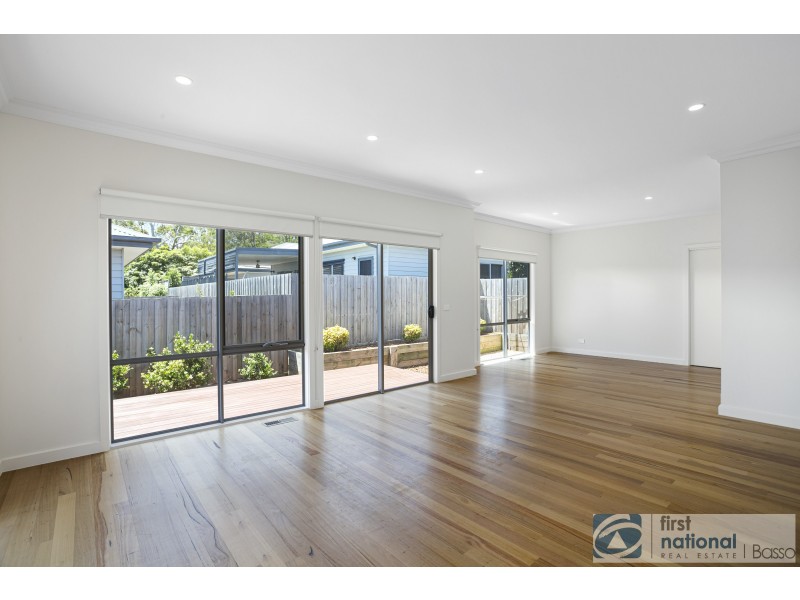 4 Acacia Lane, Rosebud VIC 3939
