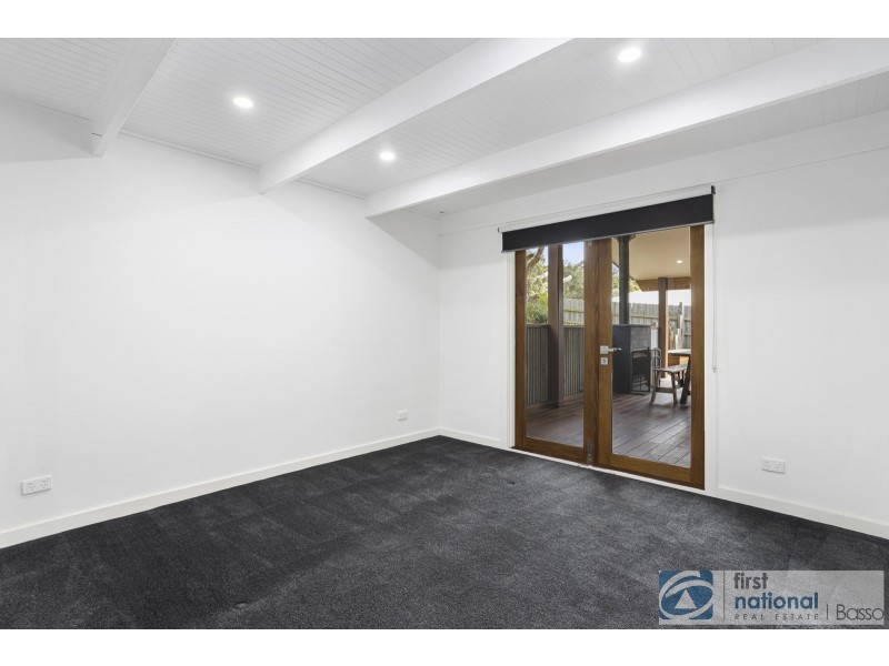 8 Chenier St, Rye VIC 3941