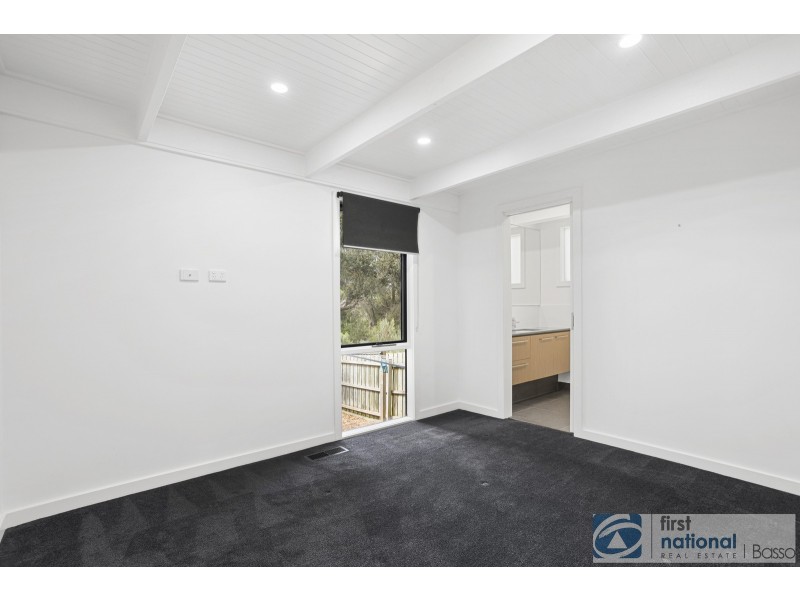 8 Chenier St, Rye VIC 3941
