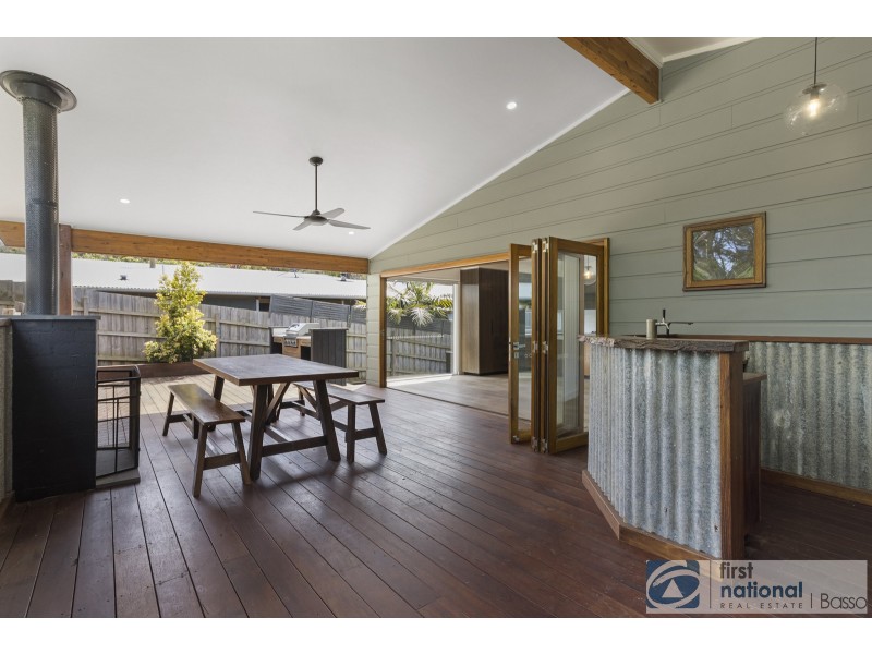 8 Chenier St, Rye VIC 3941