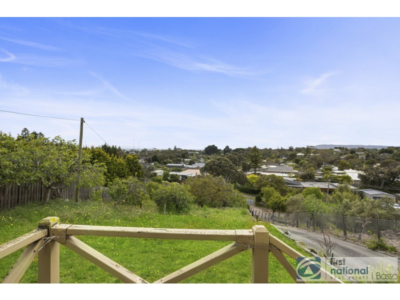 49 Charles Street, Rye VIC 3941