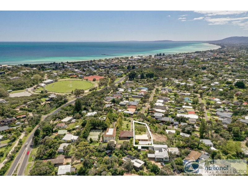 49 Charles Street, Rye VIC 3941