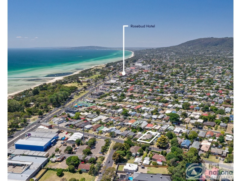 25 First Avenue, Rosebud VIC 3939