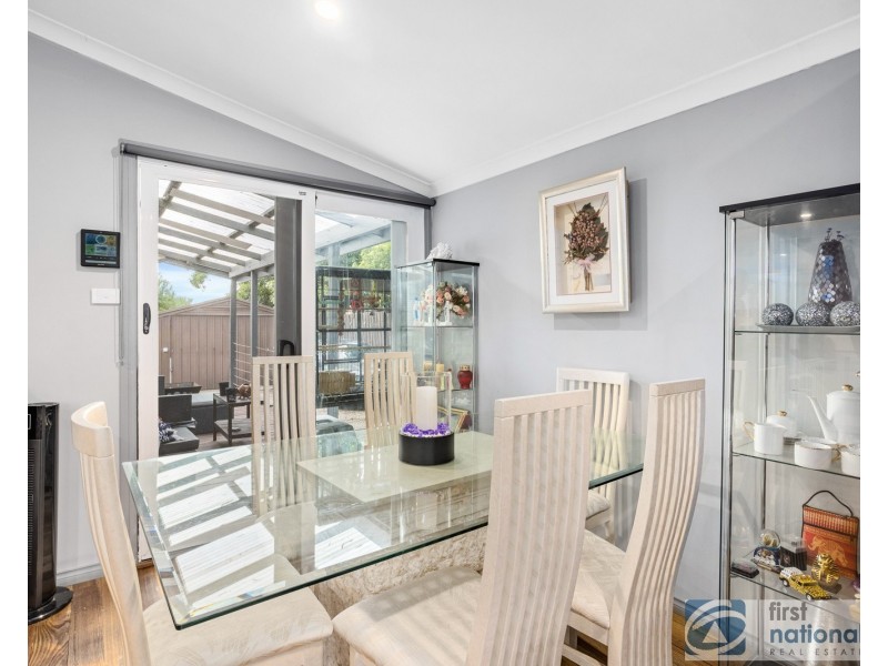 24 Herman St, Rosebud VIC 3939